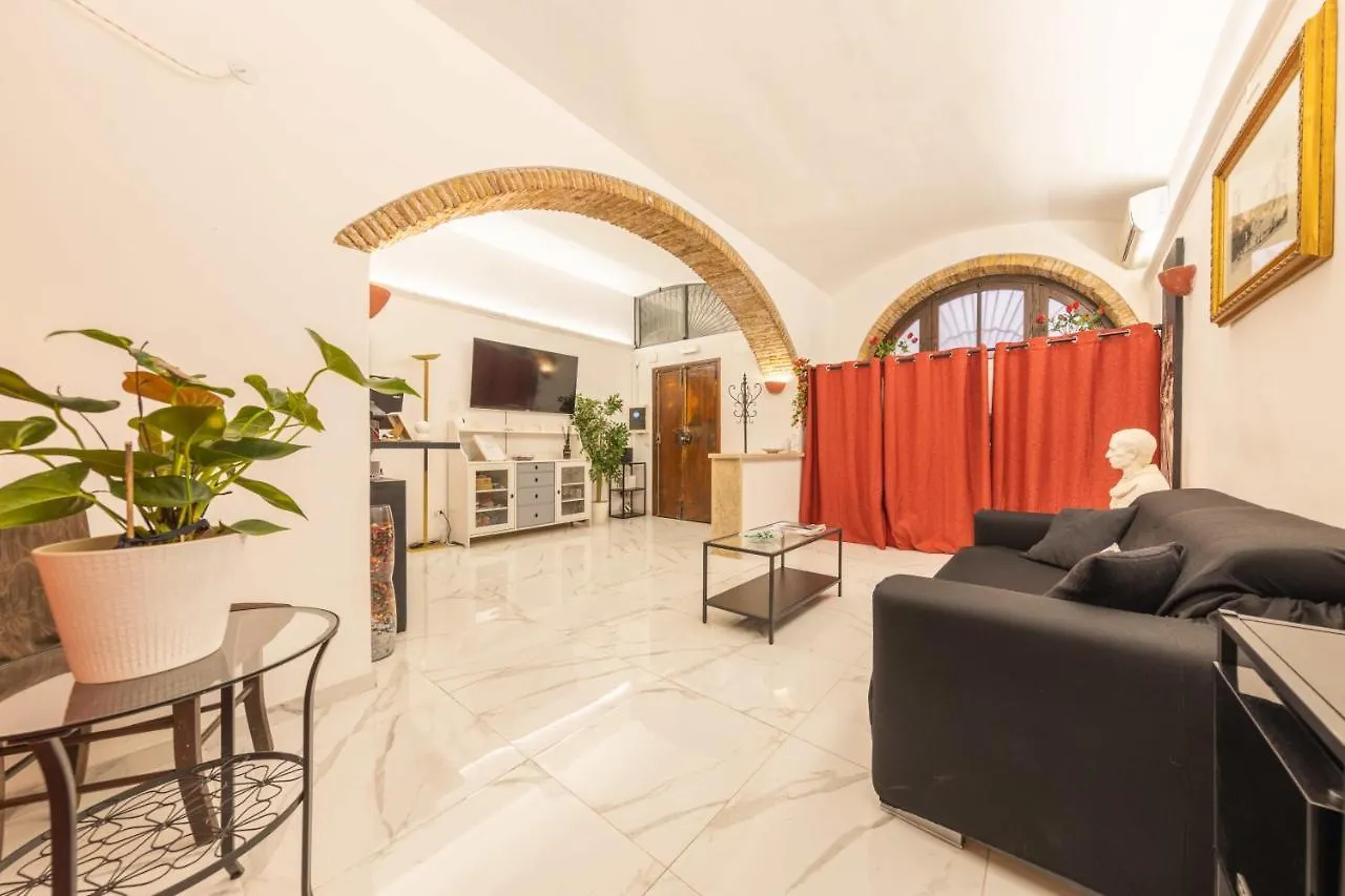 The Maisonette Rome 0*,  Italie